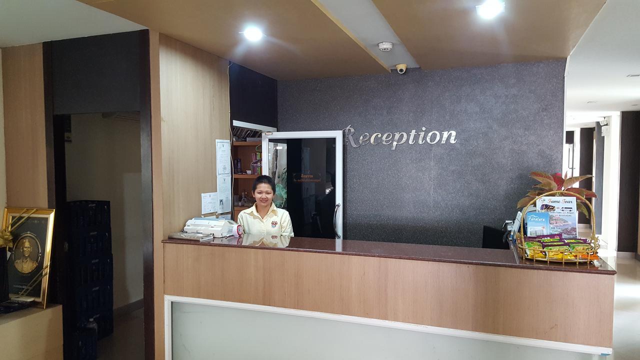 Panatara Hotel Chumphon Exterior photo