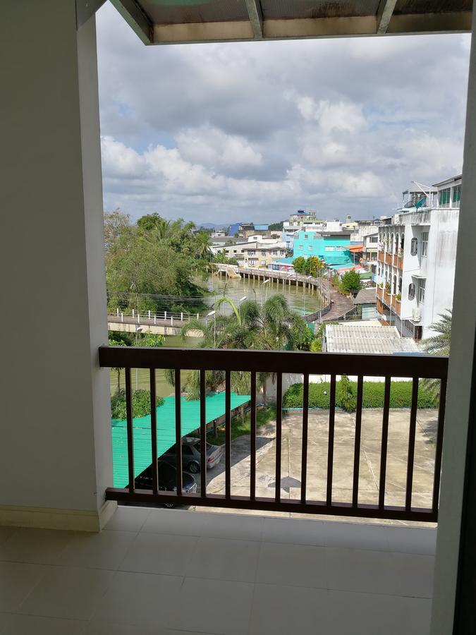Panatara Hotel Chumphon Exterior photo