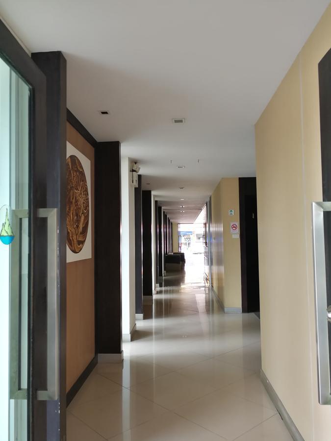 Panatara Hotel Chumphon Exterior photo